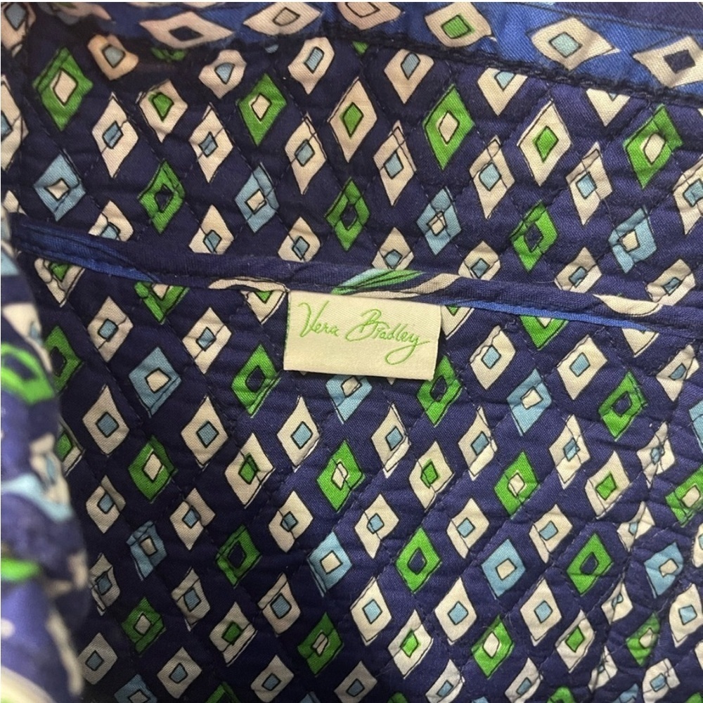 Vera Bradley Mediterranean Blue Tote Bag Purse Medium Toggle Int Pockets Retired - Picture 6 of 8